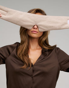 Cashmere & Silk Deep Sleep Mask in Beige