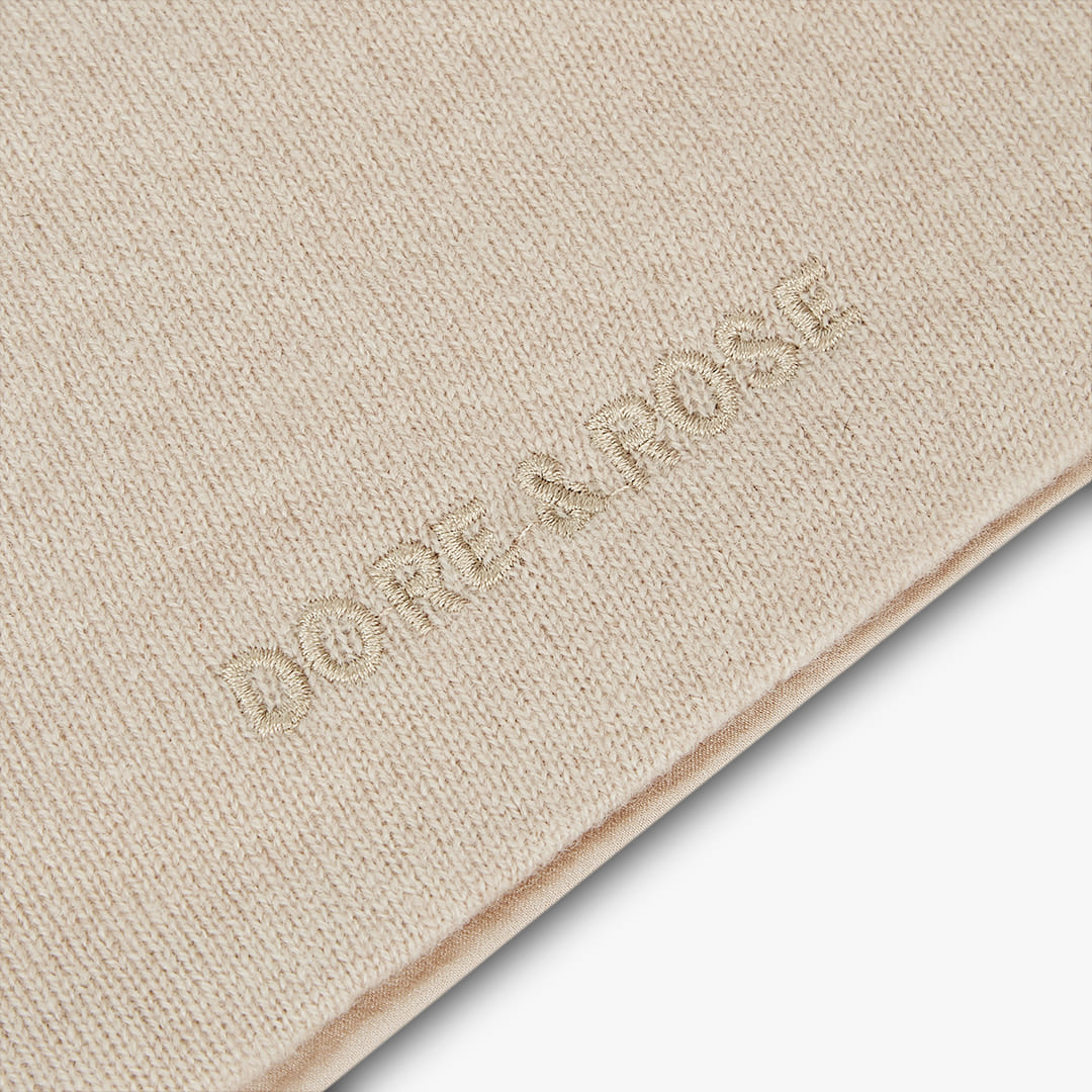 Cashmere &amp; Silk Deep Sleep Mask in Beige