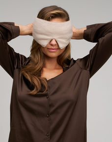 Cashmere & Silk Deep Sleep Mask in Beige