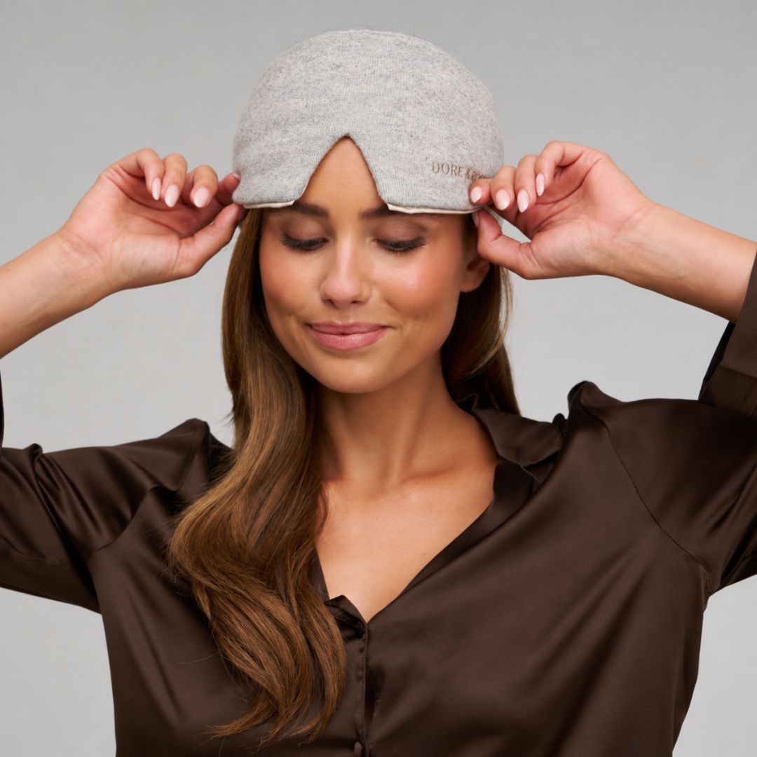 Cashmere &amp; Silk Deep Sleep Mask in Grey