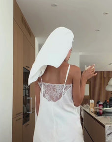 Slipdress aus 100 % Seide für die Braut